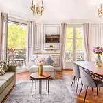 Merveil - Luxury Suite - Louvre -Sebastopol I